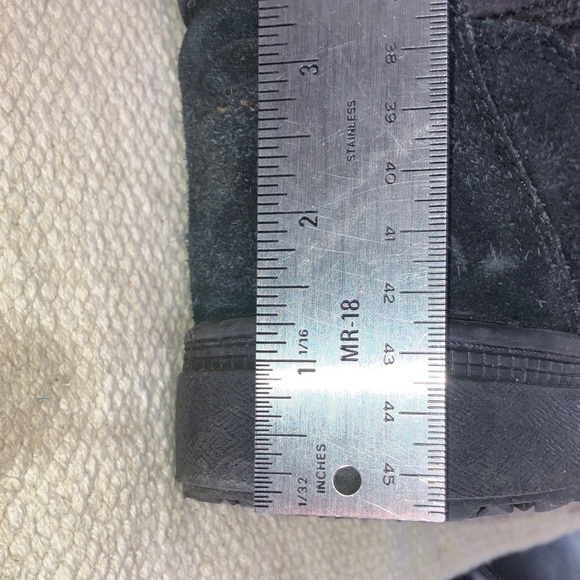 Cozy Black tall Winter Boots with faux fur and leather outer trim - Picture 5 of 16